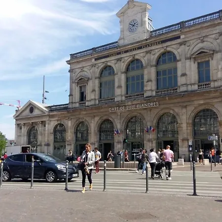 Apartment La Madeleine - 10min From Lille - Nice And Functional Ap Parking La Madeleine (Nord)